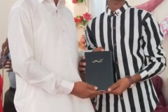 Pakistan-bible-group-image35