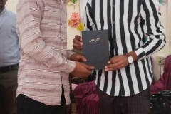 Pakistan-bible-group-image38