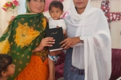 Pakistan-bible-group-image48